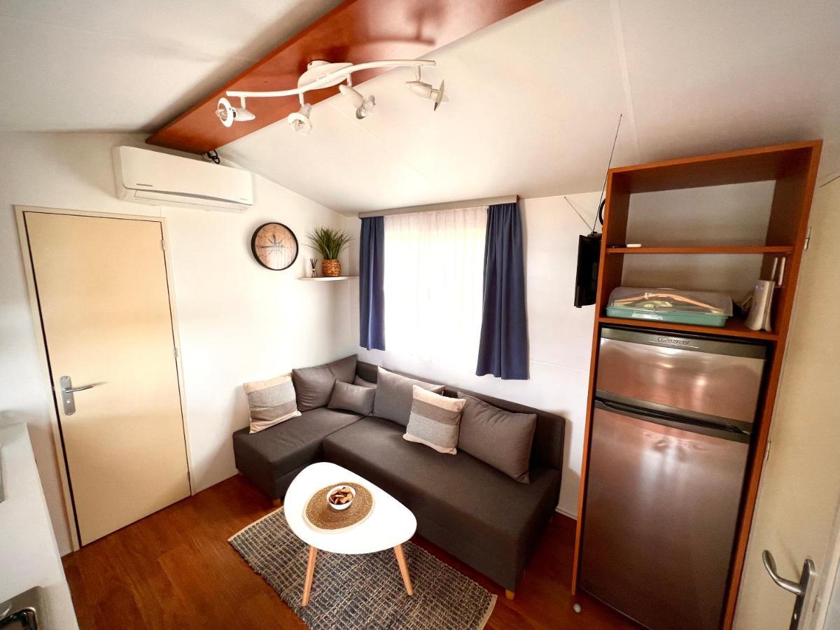 Mobile Home Nebo Luxus Klenovica Exterior photo