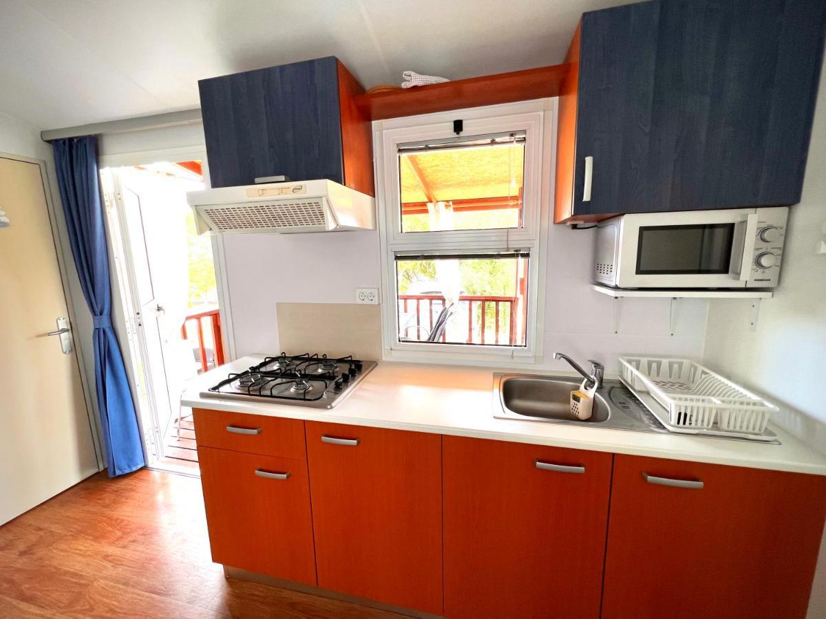 Mobile Home Nebo Luxus Klenovica Exterior photo