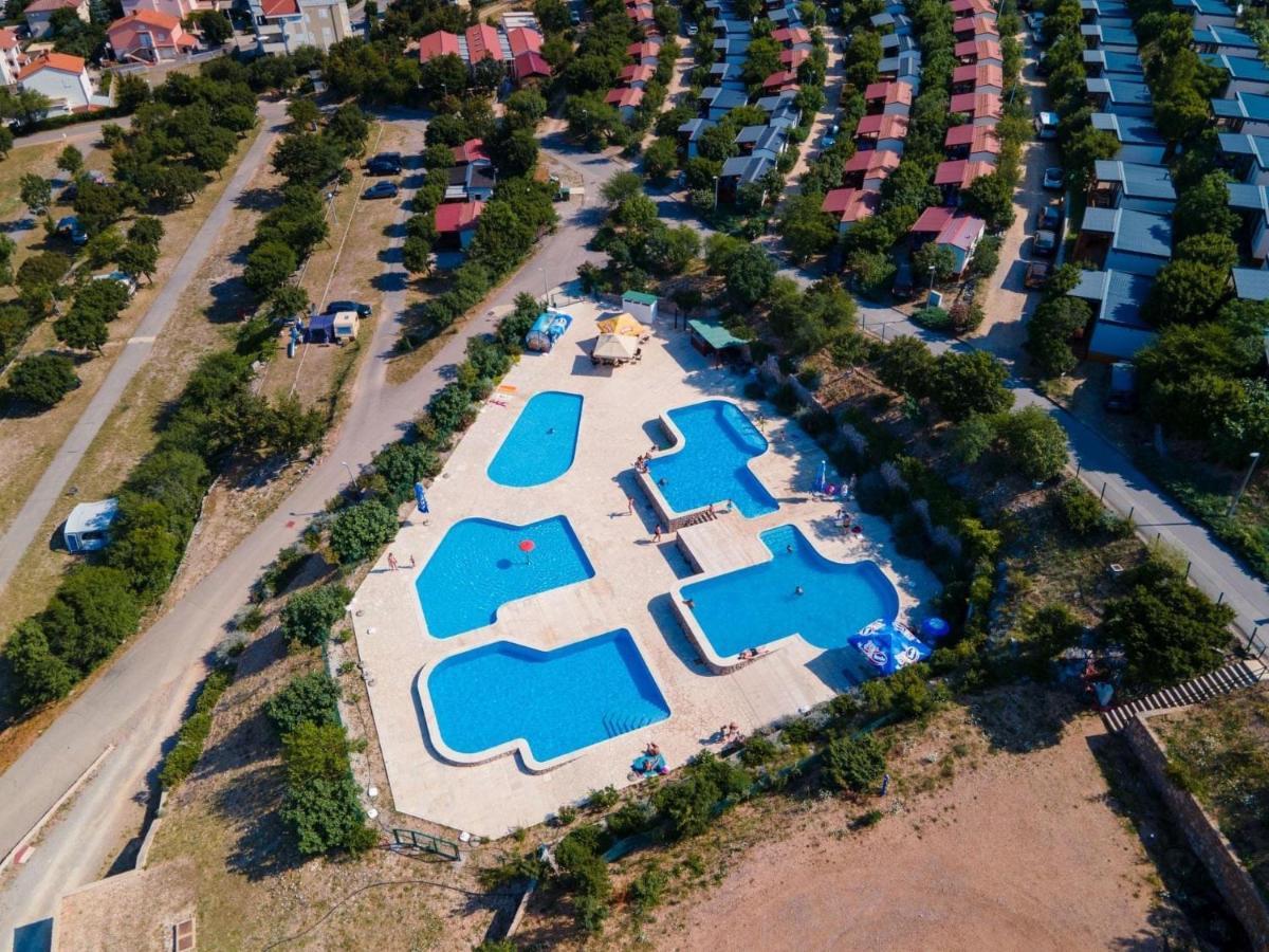 Mobile Home Nebo Luxus Klenovica Exterior photo